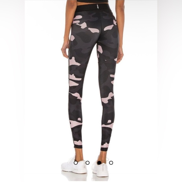 Ultracor Camo Collegiate Leggings - Picture 6 of 6